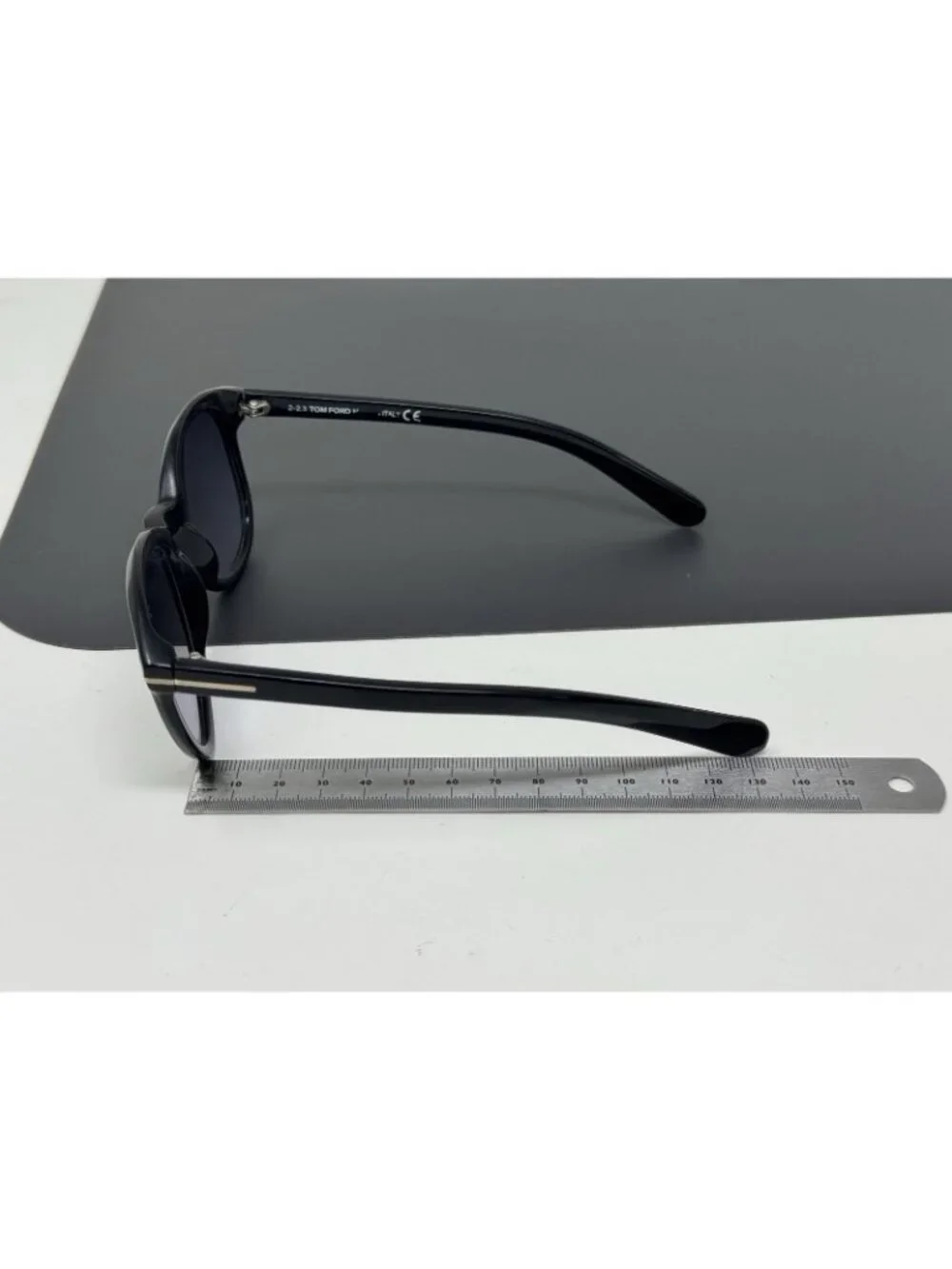 Tom Ford Riley TF 298 / FT0298 51mm Black Sunglasses Scratches On Lenses